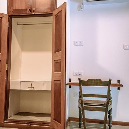 Locos Hiriketiya Hostel Dikwella Kültér fotó